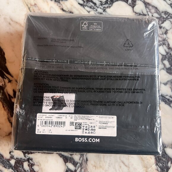 BOSS Men's Four Pack Logo Dress Sock Gift Set - Picture 2 of 4